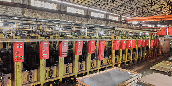 鏡面超精磨加工設(shè)備-非若特鋼業(yè)